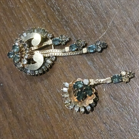 Vintage Charles Reis & Co Brooch pendant, screw back earrings 1/20 12k Gold fill - Picture 5 of 11